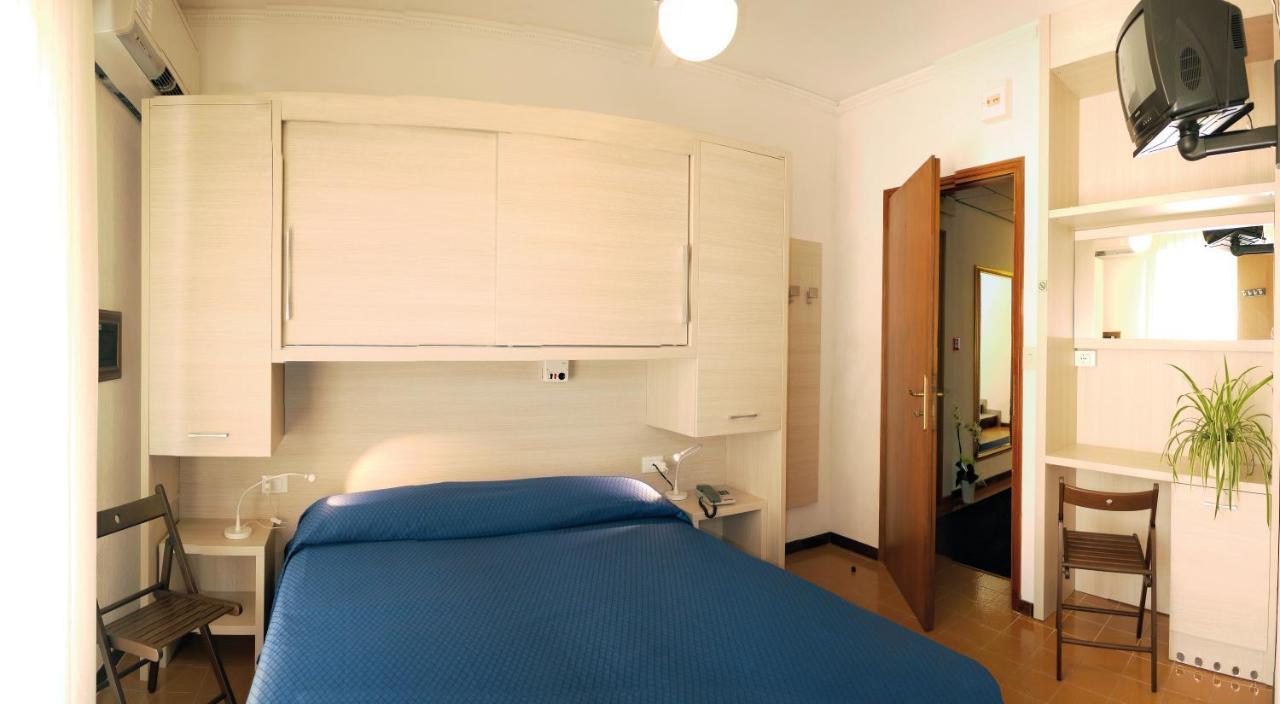 Hotel La Brezza Frontemare Lido di Jesolo Luaran gambar