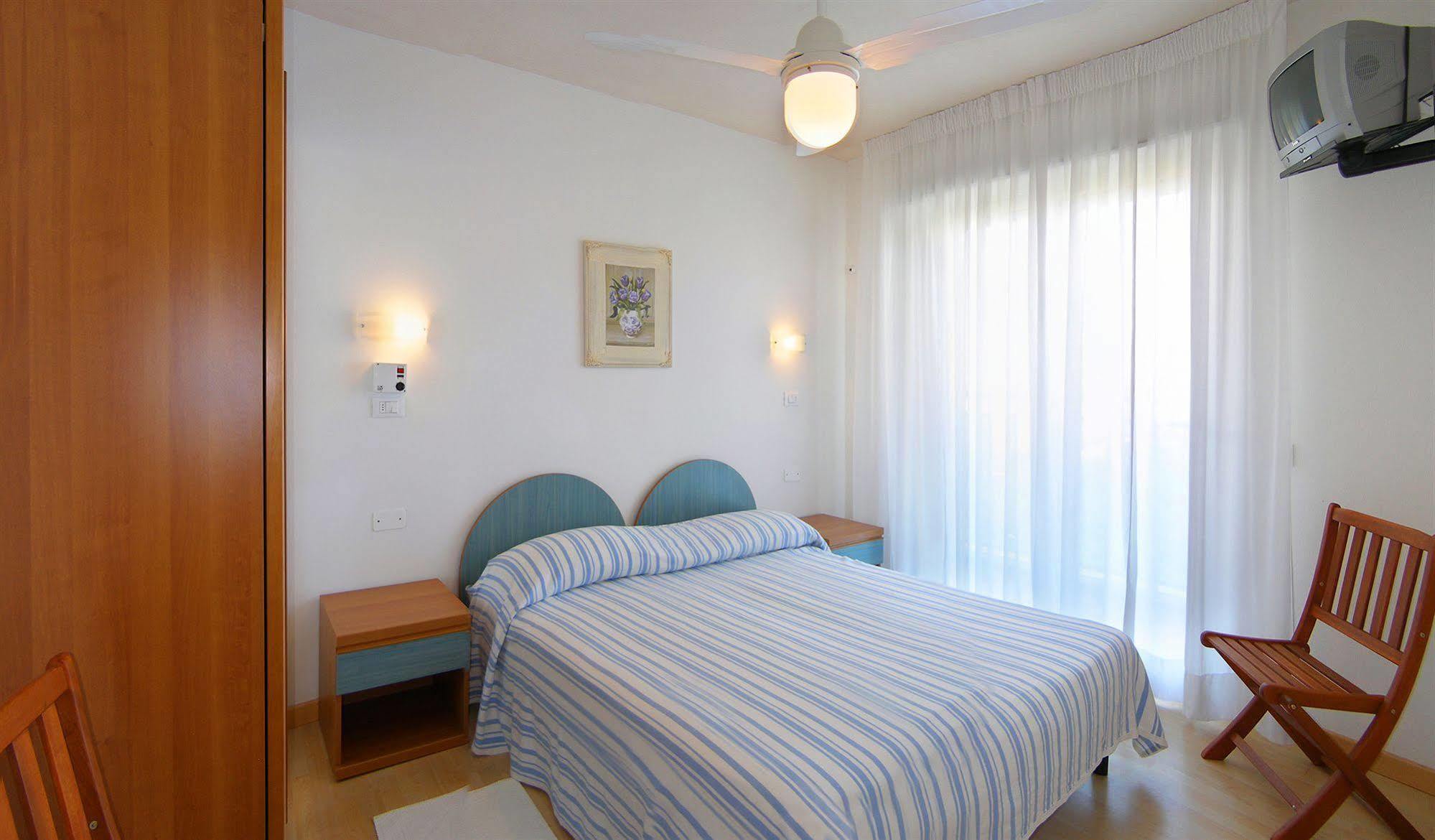 Hotel La Brezza Frontemare Lido di Jesolo Luaran gambar
