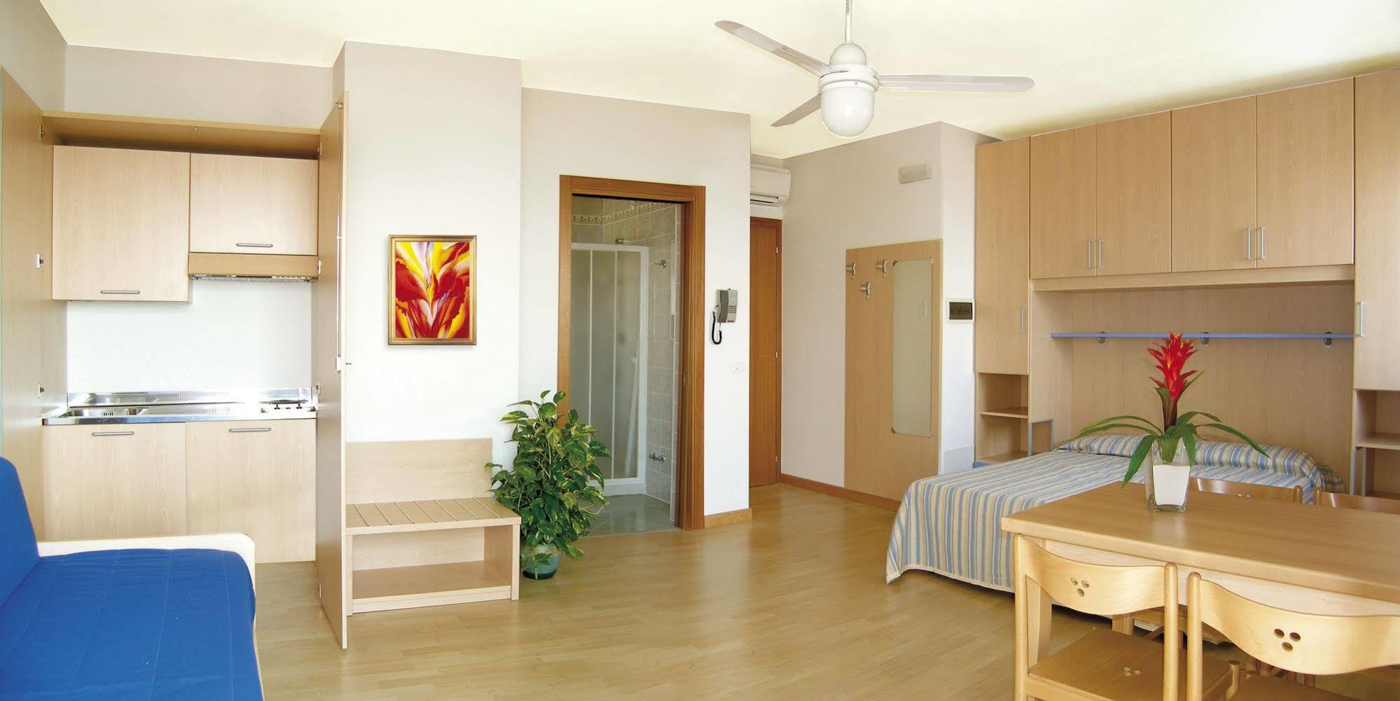 Hotel La Brezza Frontemare Lido di Jesolo Luaran gambar
