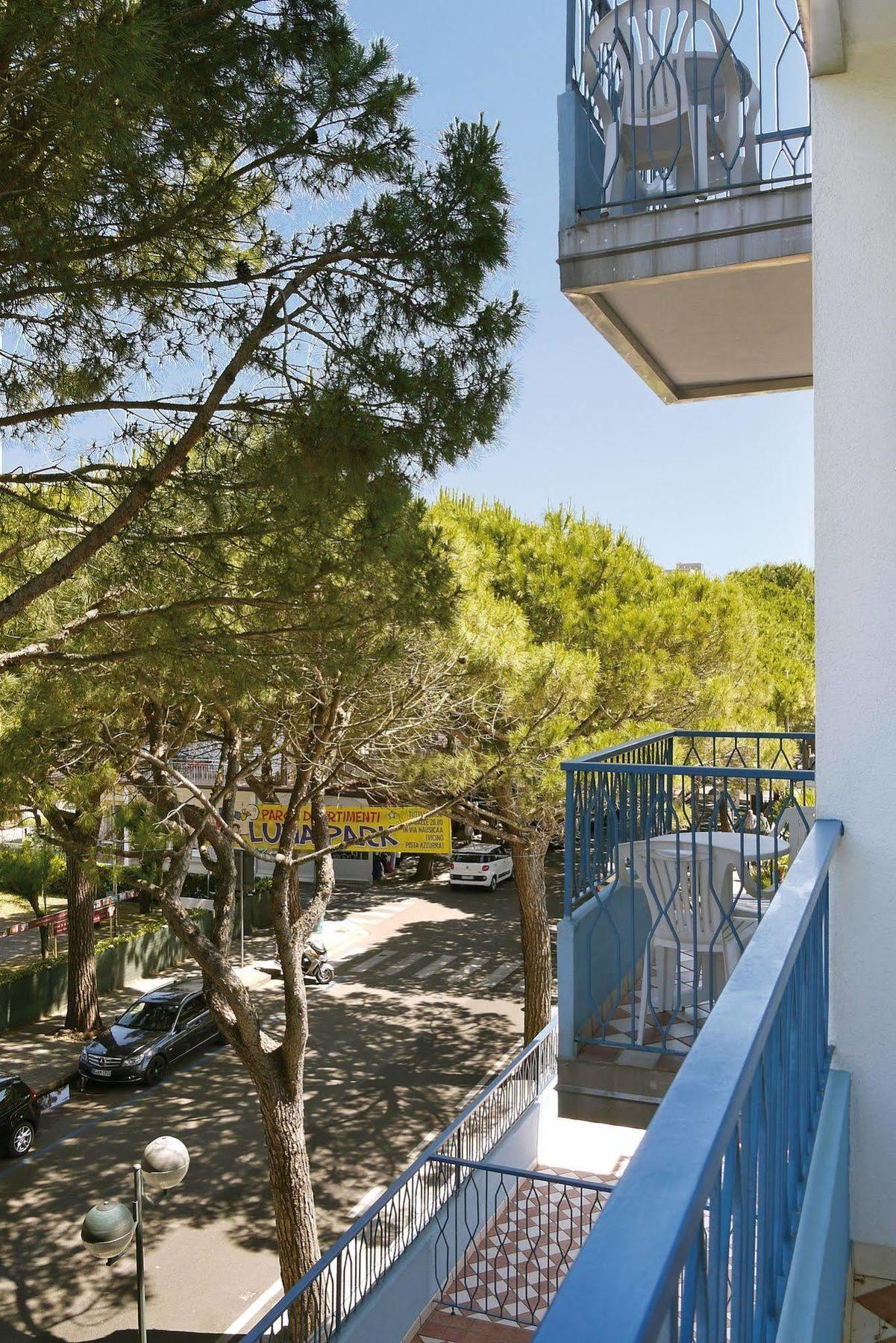 Hotel La Brezza Frontemare Lido di Jesolo Luaran gambar