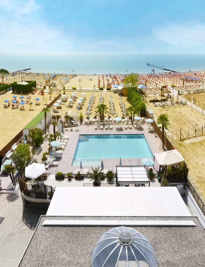 Hotel La Brezza Frontemare Lido di Jesolo Luaran gambar